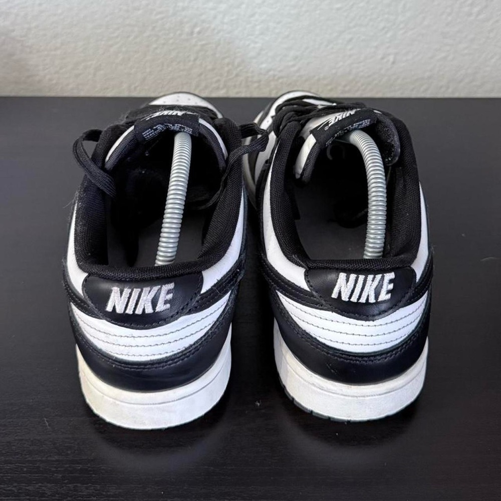 Nike Panda Dunks - Picture 4 of 6